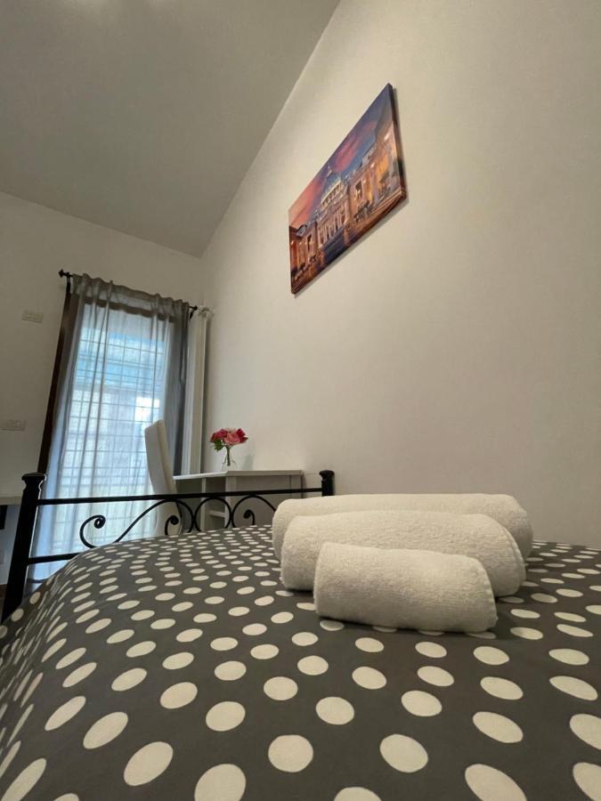 Casa Rosa Lägenhet Rom Exteriör bild